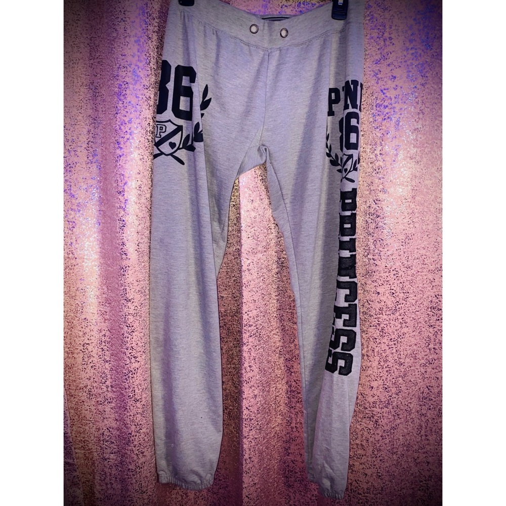 “PINK” Y2K “PRINCESS” SWEATPANTS soft grey
